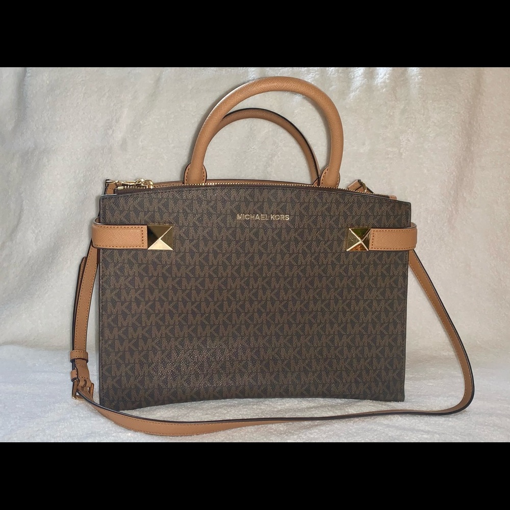 Micheal Kors satchel